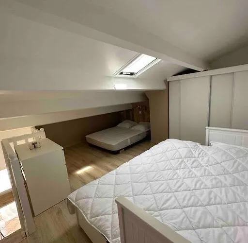 T2 Mezzanine 300m